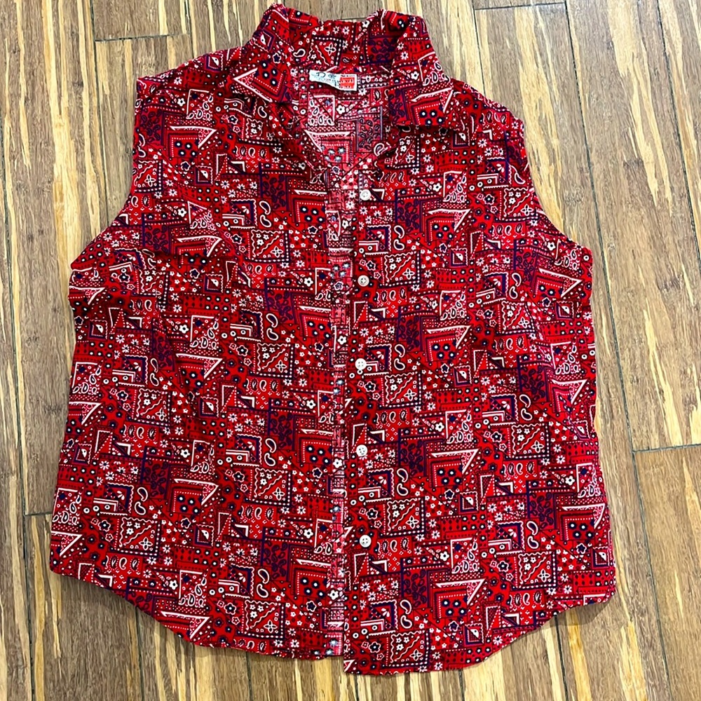 Vintage sleeveless red bandana print blouse